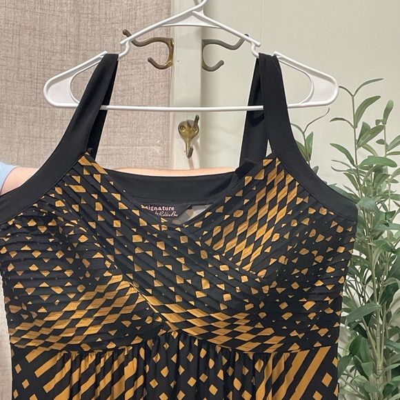 Love this maxi ! Beautiful! - Picture 5 of 5